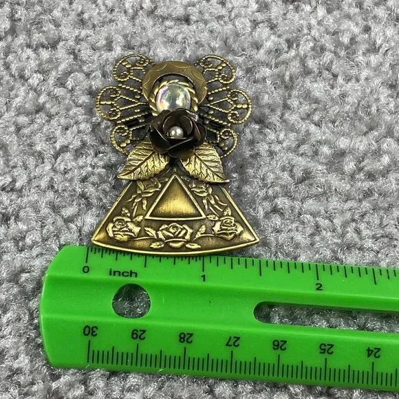 Angel Pin Brooch Marked KC Vintage Gold Tone Halo Rose Flower Guardian Christian - Picture 11 of 13